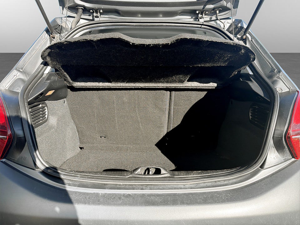 Bild på Peugeot 208 Active Style 1.2 PT 82hk KAMPANJRÄNTA 3,99%