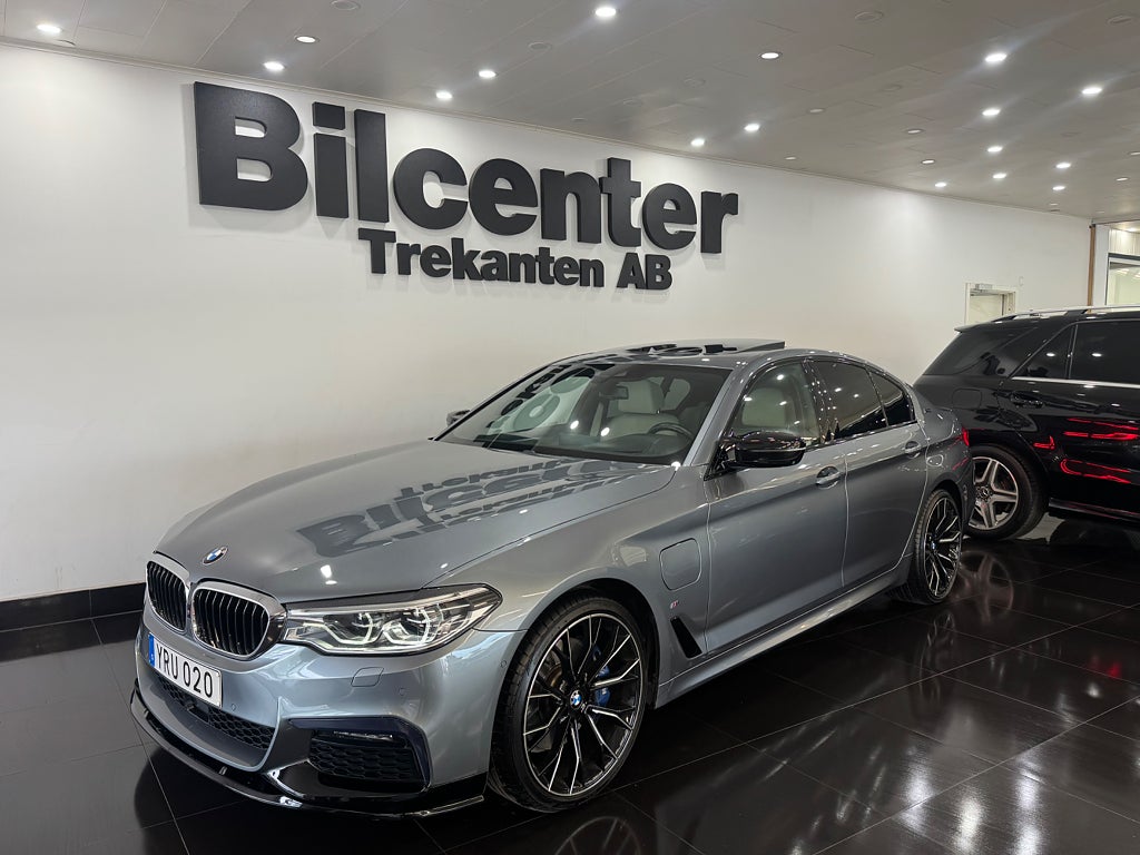 BMW 530e iPerformance M-Sport SoftClose HuD*Sespec*