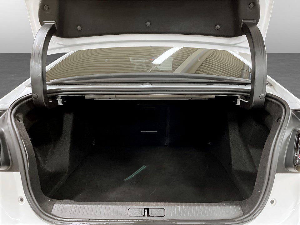 Bild på Citroën C4-X Shine 1.2 PT 130hk Aut B-KAMERA RATTVÄRME