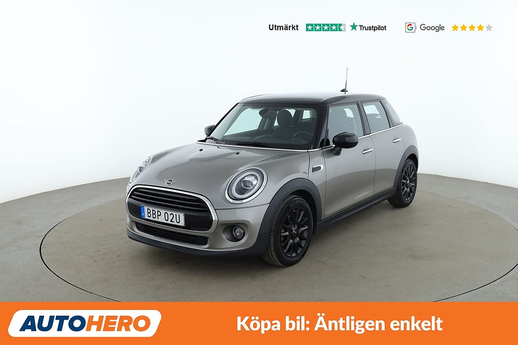 MINI Cooper 5-dörrars Essential / PDC-Bak