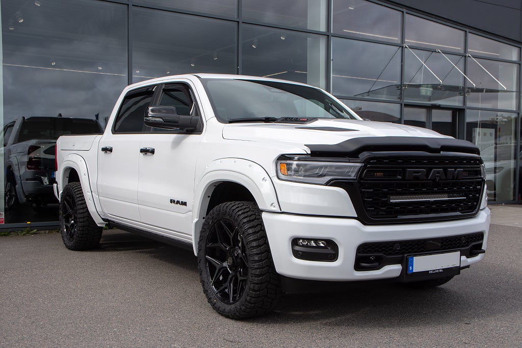 Dodge RAM 1500 Limited Night OFF-ROAD Edition / LÅG SKATT!
