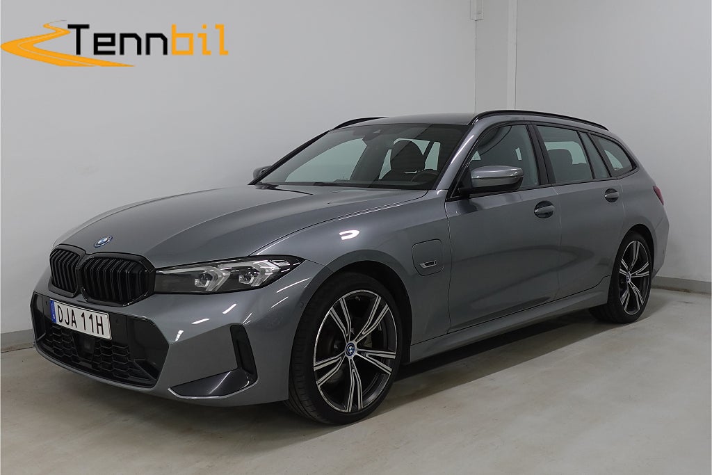 BMW 330e xDrive Touring M Sport Ambient Kamera Drag Adap-F P-Vär
