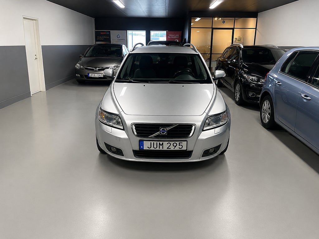 Volvo V50 1.8F Momentum Euro 4 Ny servat