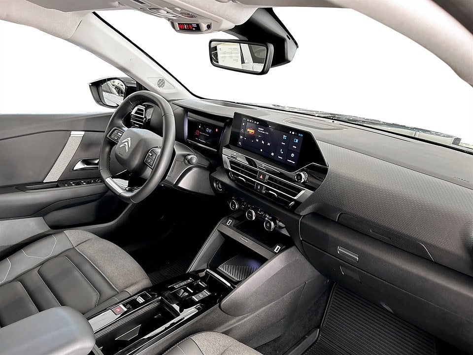 Bild på Citroën C4 Shine 1.2 PT 130hk Aut - 360-KAMERA, CARPLAY