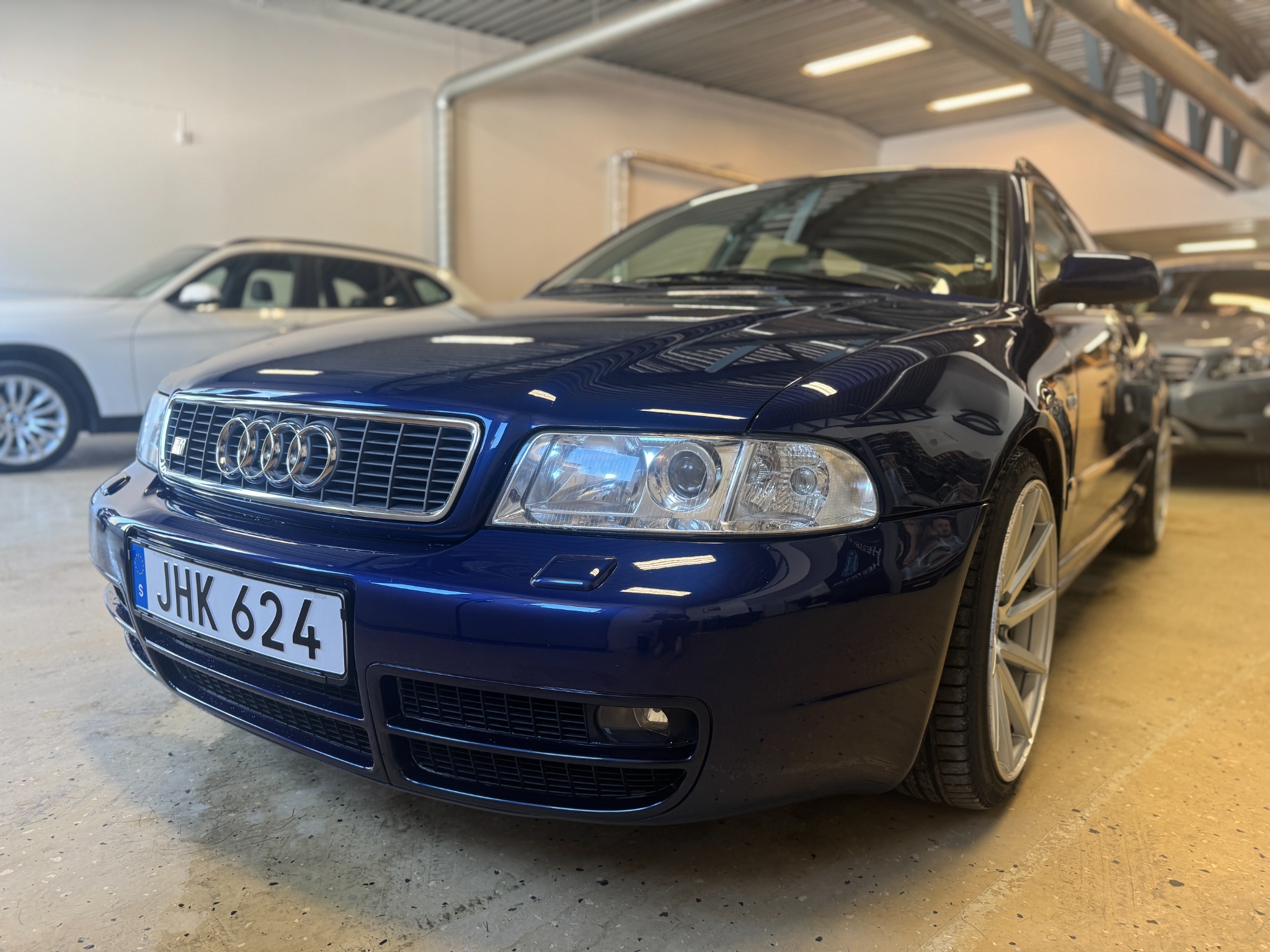 Audi S4 Avant 2.7 V6 quattro 1999, photo 3/48