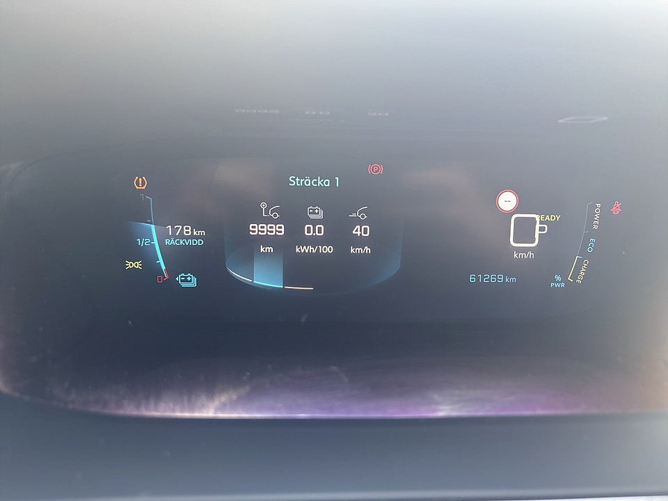 Bild på Peugeot E-2008 Allure 50kWh 136hk Aut B-KAMERA CARPLAY
