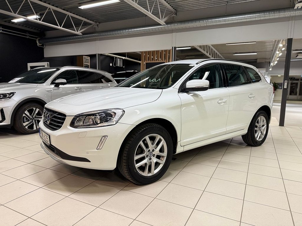 Volvo XC60 D4 AWD Classic Momentum / Adaptiv farthållare / Drag / VOC