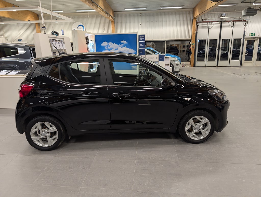 Hyundai i10 1.0 Essential Carplay/15" fälgar thumbnail