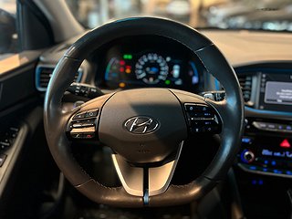 Hyundai IONIQ Plug-in 1.6 + 8.9 kWh DCT S&V-hjul/Kamera/Navi