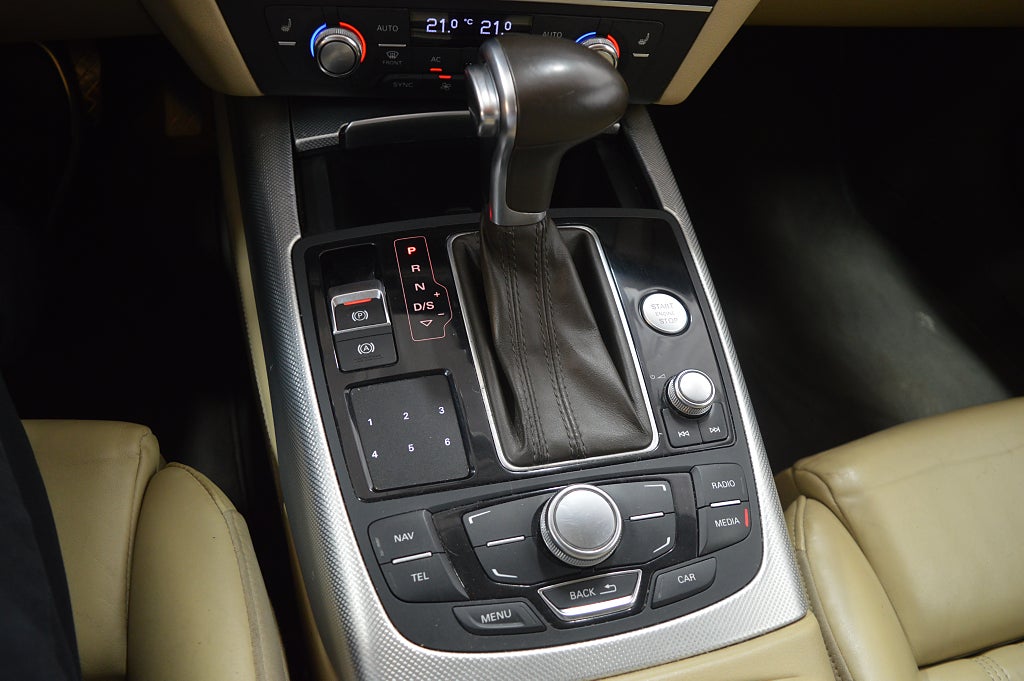 Audi A6 2013 - miniatyr 12