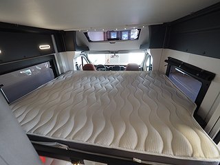 Husbil-halvintegrerad CHALLENGER X250 15 av 21