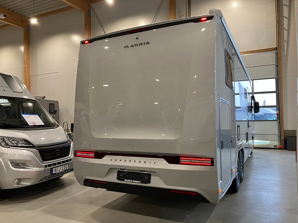 Adria Super Sonic 890 LL / ALDE / AC Bodel / Läder / MB - Adria