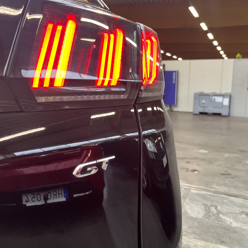 Peugeot 3008 1.2 PureTech 131hk GT Adaptiv Carplay Backkamera MOMS