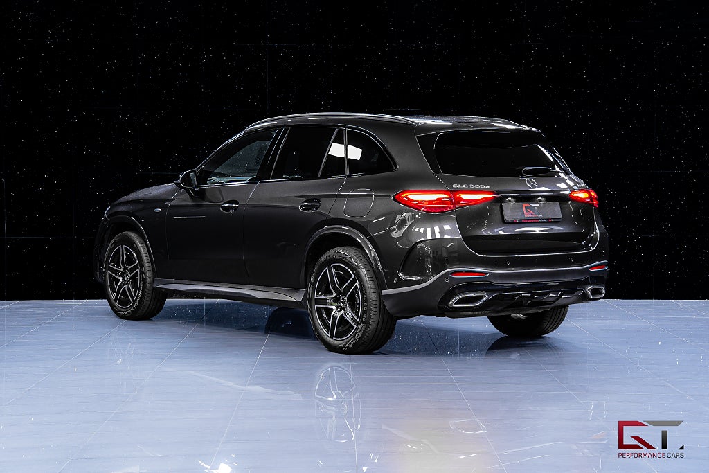 Mercedes-Benz GLC 300 e 4MATIC AMG MOMS Burmester Drag ACC Akustikrutor