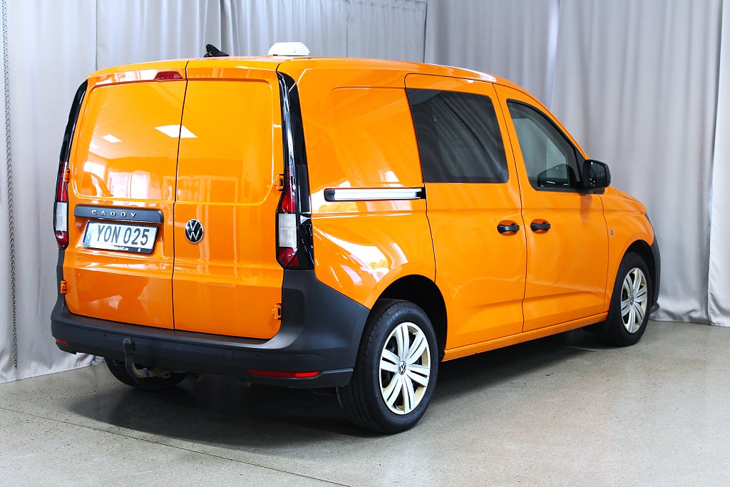 Volkswagen Caddy Cargo 2.0 TDI 122HK, Drag, Orange, S&V-hjul, MOMS