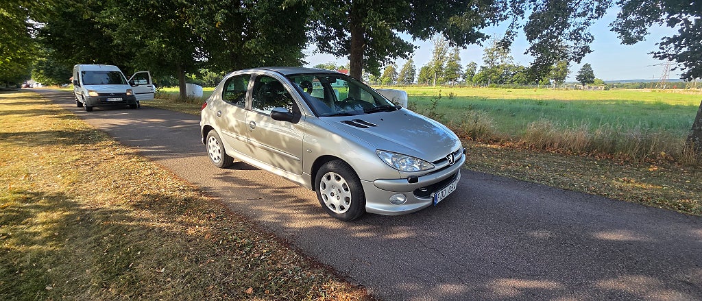 Peugeot 206 1.4 XS Euro 4 Svensksåld, Bra skick och Går bra.