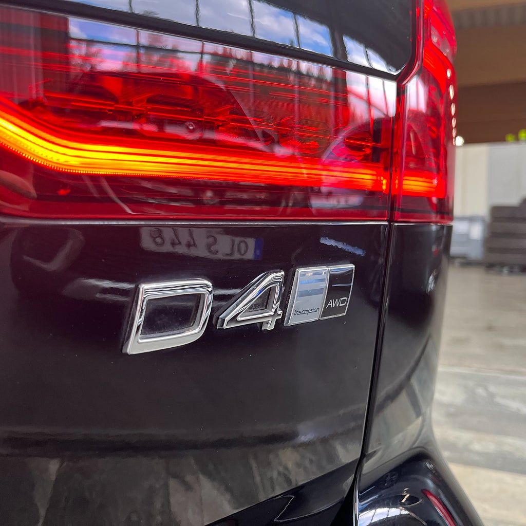 Volvo V60 D4 AWD Inscription Navi Carplay Backkamera Värmare Drag