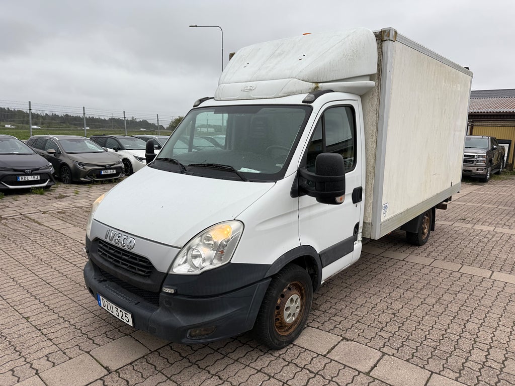 Iveco Daily 35 2.3 HPT VOLYMSKÅP SIDODÖRR 2-ÅRS GARANTI