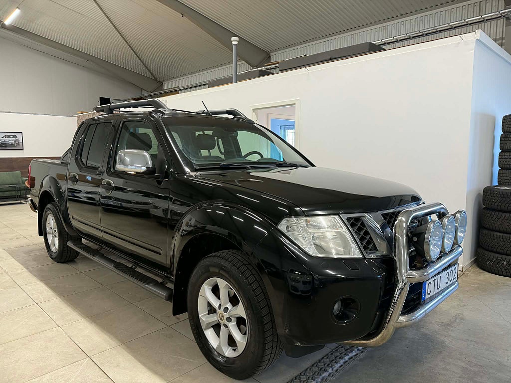 Nissan Navara Dubbelhytt 2.5 dCi 4x4 / 2 ÄGARE GPS Skinn Taklucka 