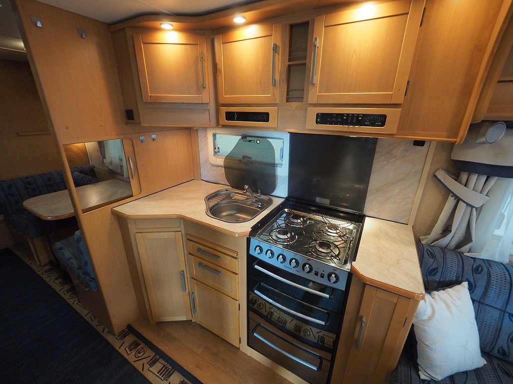 Kabe Royal Hacienda 880 B TDL KS 2007