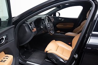 SUV Volvo XC60 9 av 22
