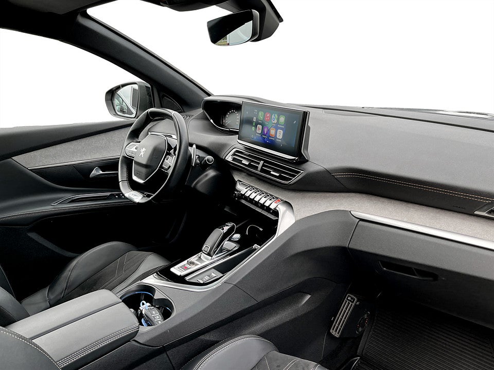 Bild på Peugeot 5008 GT 1.2 PT 130hk Aut 7-SITS B-KAMERA CARPLAY