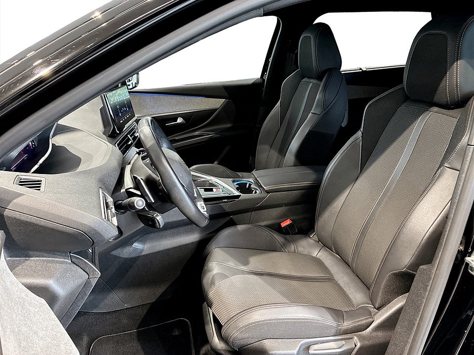 Bild på Peugeot 5008 GT 1.2 PT 131hk Aut B-KAMERA NAVI