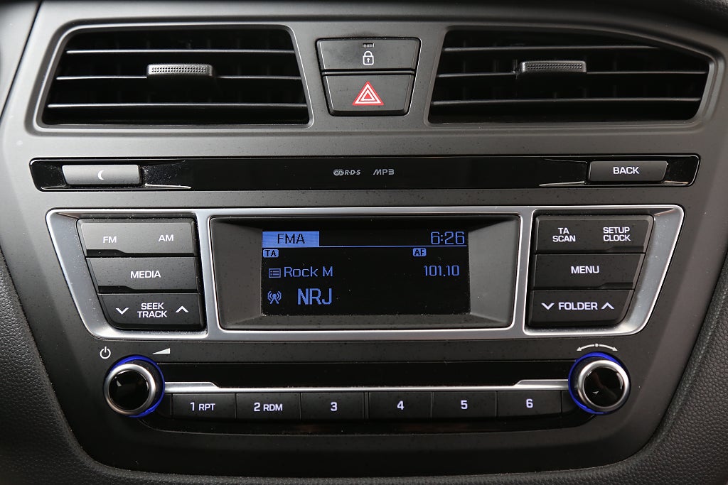 Hyundai i20 1,2 84hk Comfort 5D I 1ägare I Nyservad 2016