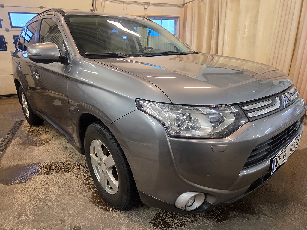 Mitsubishi Outlander 2.2D 4WD Busine 7-sits 1,95% Räntekamp.