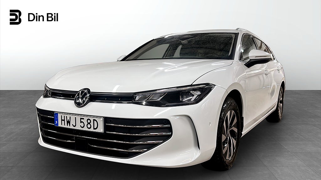 Volkswagen Passat BUSINESS 1.5 TSI DSG / Drag / Värmare