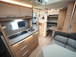 Husvagn, 2-axl Knaus Südwind 650 FSK 60 Year 7 av 17