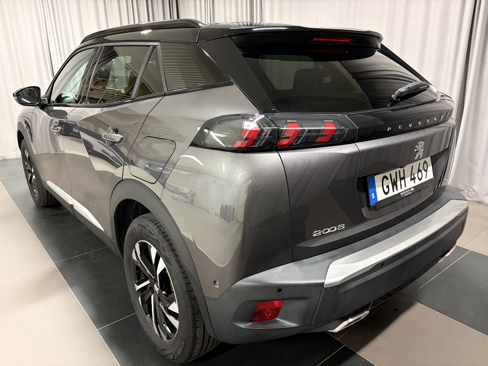 Peugeot 2008 GT PureTech 130 AUT 2023, bild 3/10