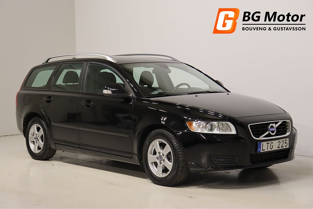 Volvo V50 2.0F 146HK Kinetic Drag/Låga mil/1,99% Ränta