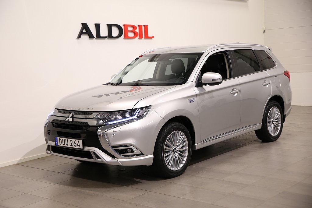 Mitsubishi Outlander 224hk 4WD Plug-in Hybrid Komfort / Drag / Backkamera