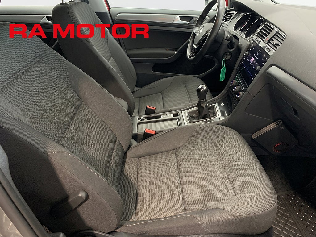 Volkswagen Golf 1.0 TSI 110hk |Adaptiv Farth | Drag | Apple Carplay | 2018