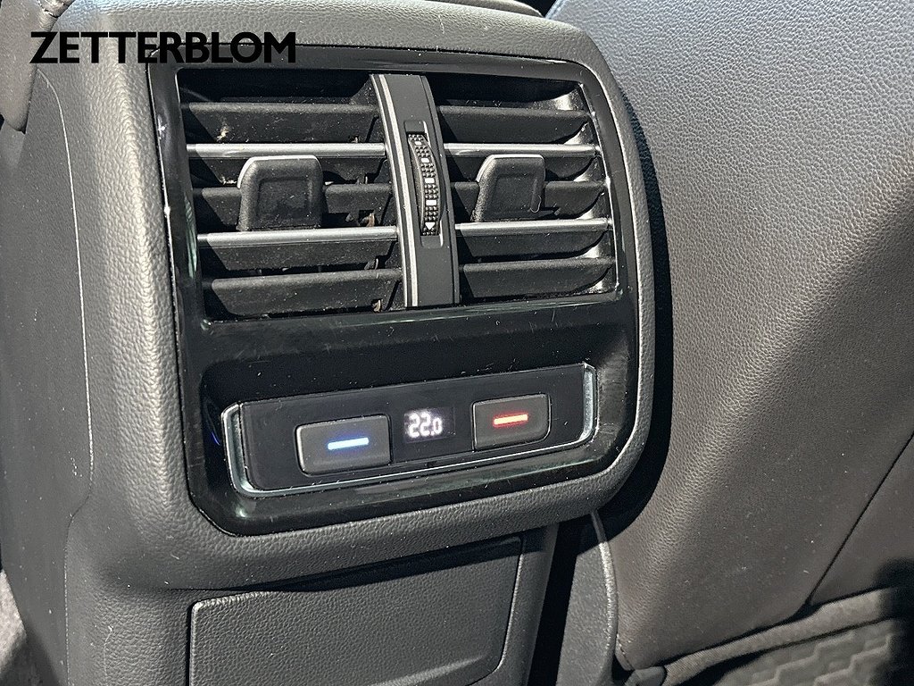 Kombi Volkswagen Passat 18 av 21