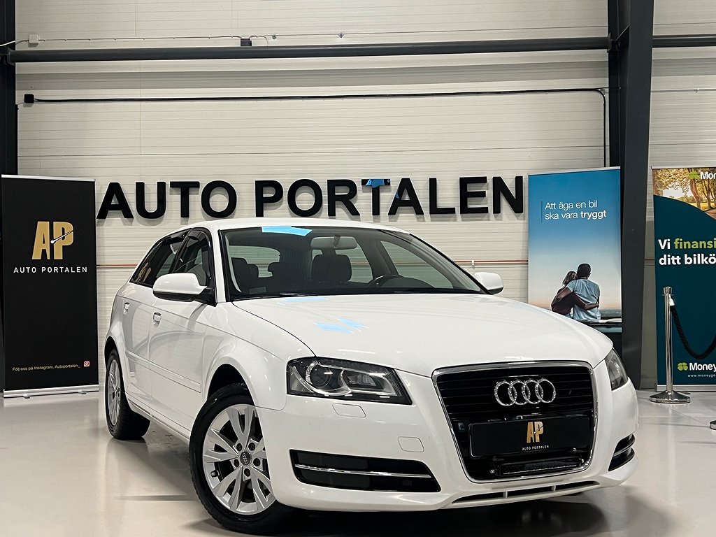 Audi A3 Sportback 1.6 TDI Attraction| NYBES | Årskatt 1155kr