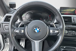 Sedan BMW 340 15 av 26