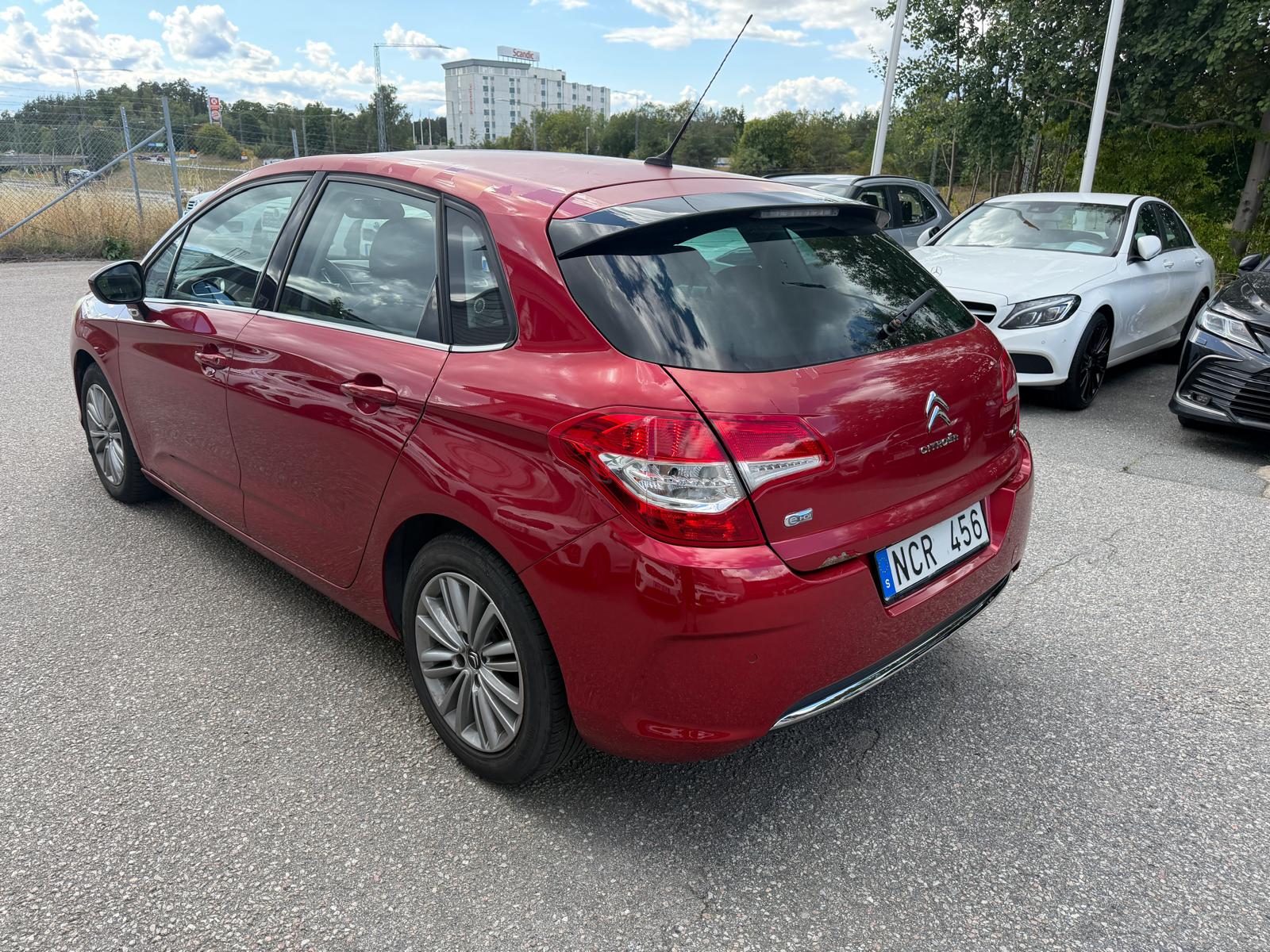 Citroen C4 2012, photo 3/47