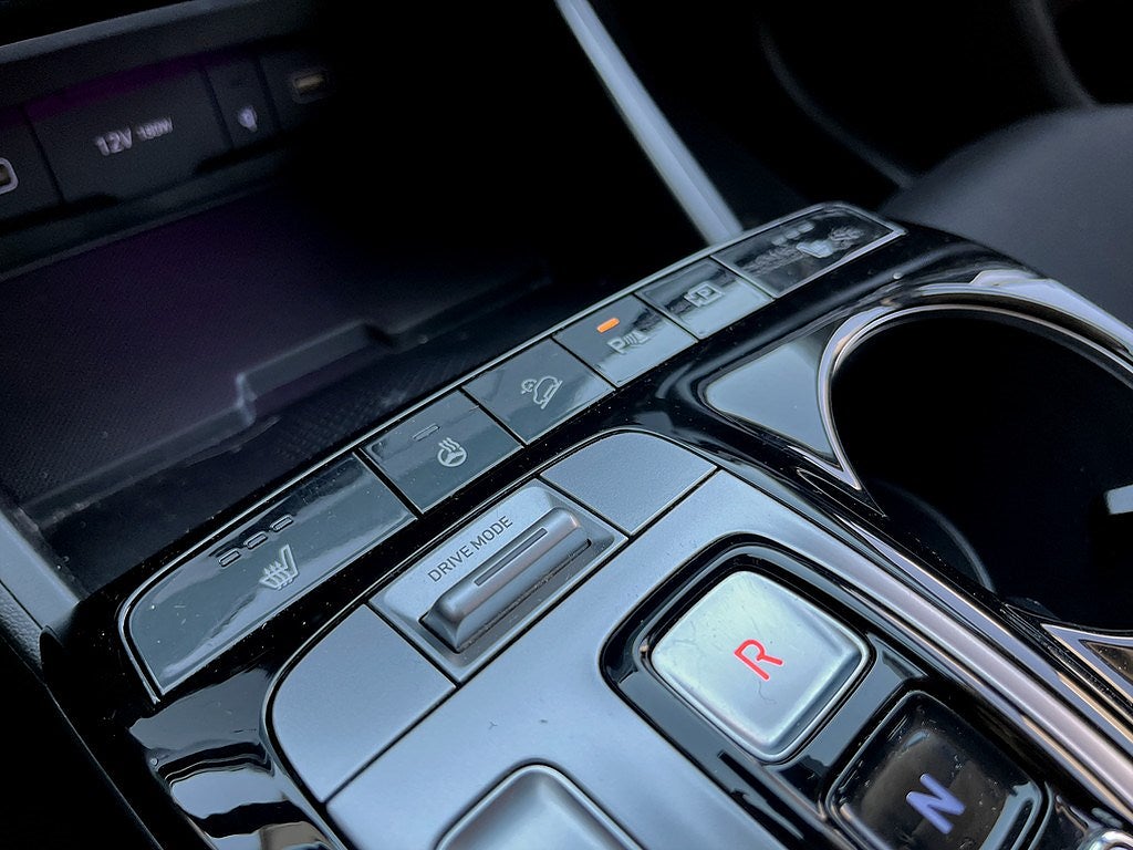 Bild på Hyundai Tucson Essential HEV 230hk Aut - B-KAMERA, CARPLAY