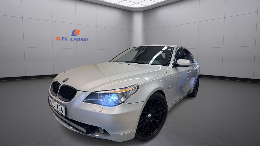 BMW 520i Sedan 170hk Ny servad CarPlay 