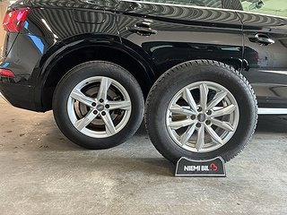 Audi Q5 35 TDI Quattro 2.0 TDI S Tronic Drag Värmare S&Vdäck