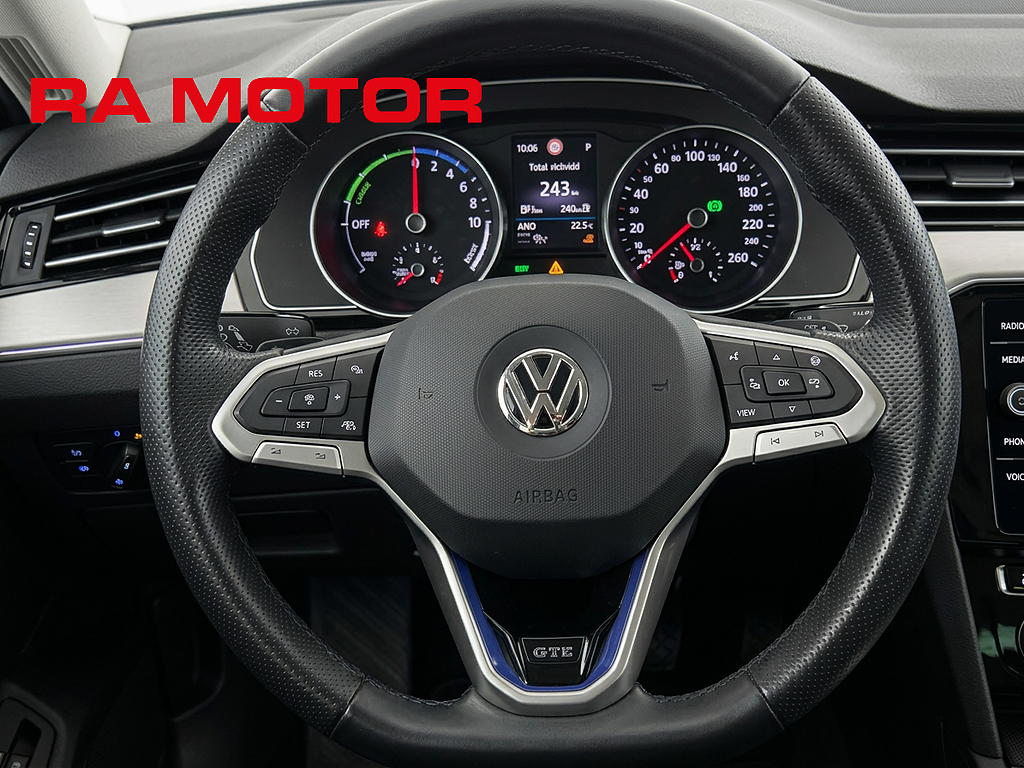 Volkswagen Passat SC GTE 218hk Executive Kamera Drag P-Värmare Navi 2020