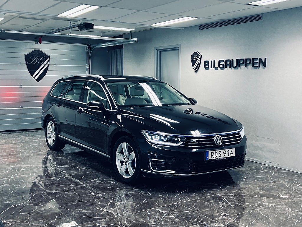 Volkswagen Passat GTE 1.4 TSI ACT GTE|Drag|Värmare|360° Kamera|Cockpit|