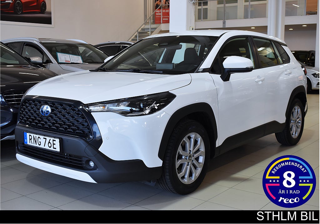 Toyota Corolla Cross Hybrid AWD-i e-CVT Active Plus Navi B-kamera BLIS Moms