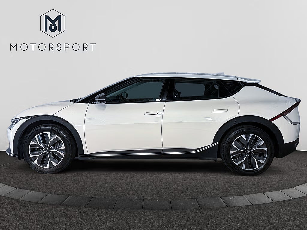 Kia EV6 77.4 kWh Dragkrok Adapt-fart Backkamera Rattvärme bild 3