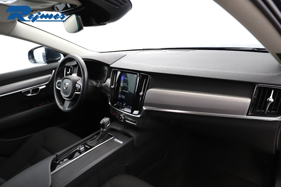 Volvo V90 D4 Momentum SE 2019, kuva 6/51
