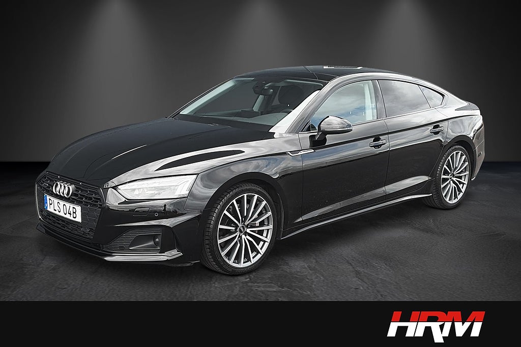 Audi A5 45 TFSI quattro pano värmare cockpit drag nyserv