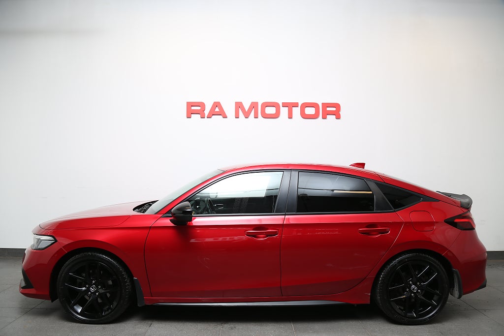 Honda Civic e:HEV e-CVT Sport 184hk Navi Serviceavtal Dragkrok 2023