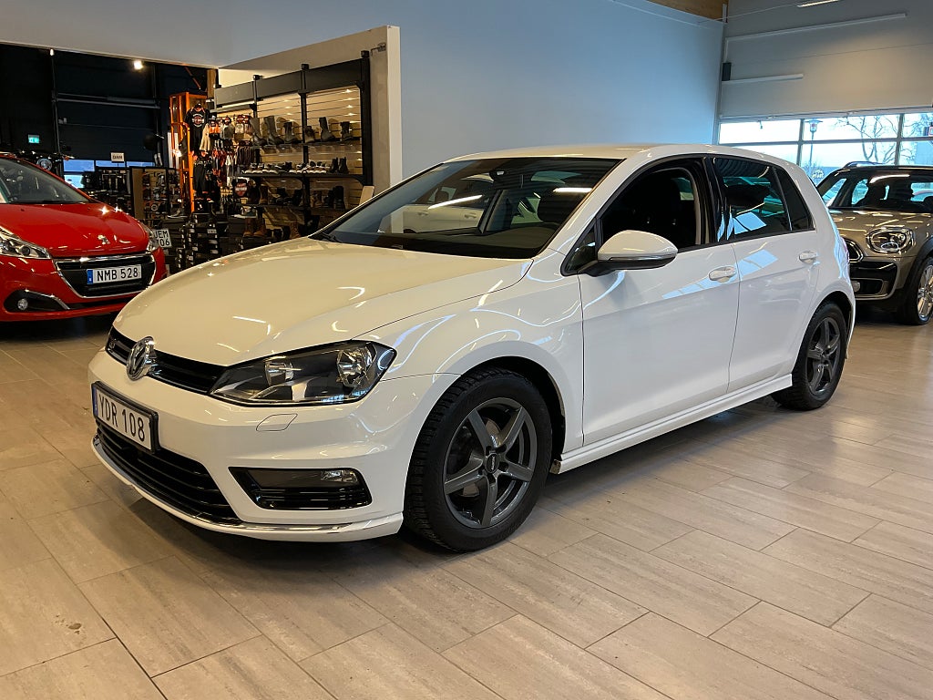 Volkswagen Golf 5-dörrar 1.2 TSI BMT R-Line 1 ägare S&V-hjul